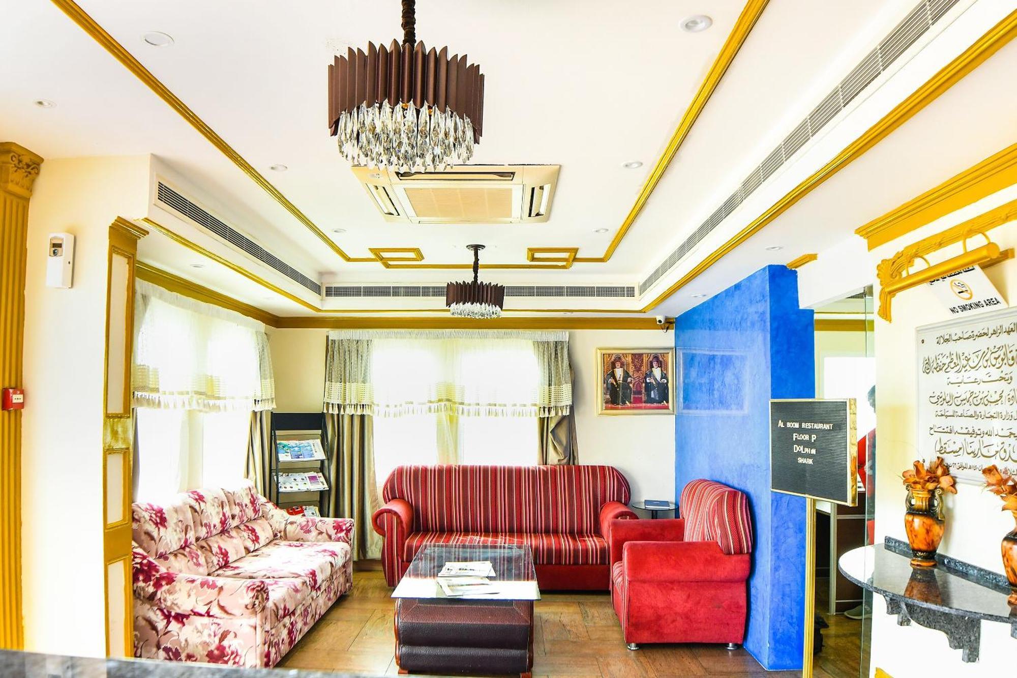 Oyo 137 Marina Hotel Masqat Buitenkant foto